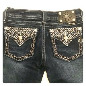 NWOT Miss Me Jeans Size 28